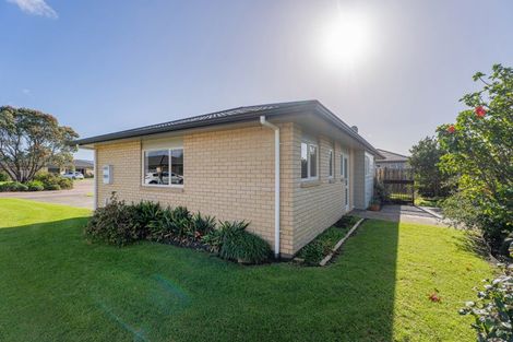 Photo of property in 8 Seascape Avenue, Whitianga, 3510