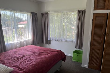Photo of property in 381 Hobsonville Road, Hobsonville, Auckland, 0618