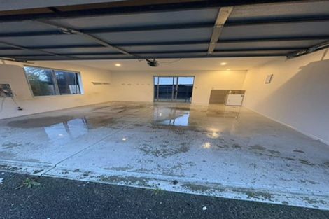 Photo of property in 1 Sunshine Boulevard, Sunnyvale, Auckland, 0612