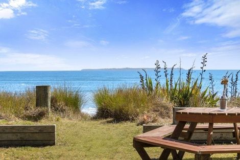 Photo of property in 99 Karewa Parade, Papamoa Beach, Papamoa, 3118