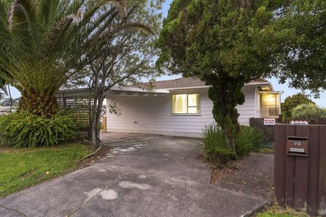 Photo of property in 92 Gallony Avenue, Massey, Auckland, 0614
