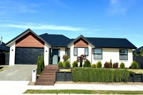 Photo of property in 28 Highgate Drive, Rangiora, 7400