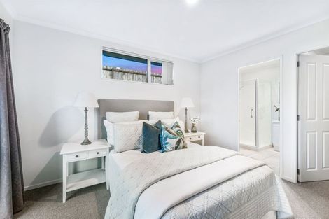 Photo of property in 75 Riverside Drive, Waiuku, 2123