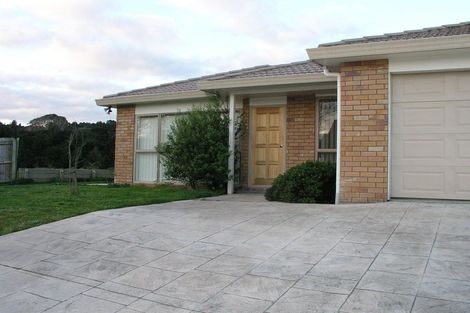 Photo of property in 16a Norman Close, The Gardens, Auckland, 2105