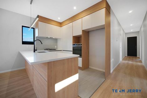 Photo of property in 43 Tributary Parade, Karaka, 2113