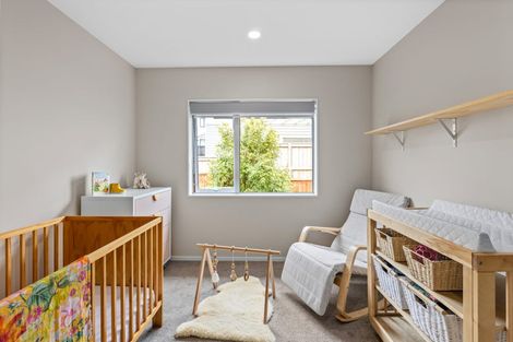 Photo of property in 60 Godfrey Drive, Orewa, 0931