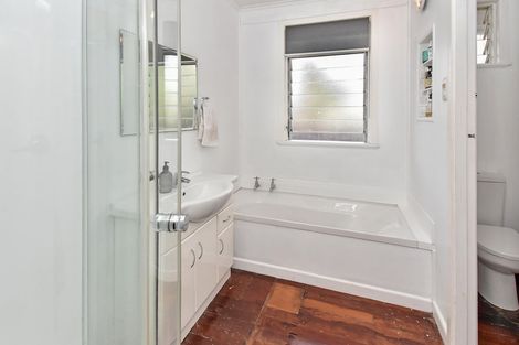 Photo of property in 2/16 View Road, Wairau Valley, Auckland, 0627