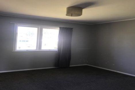Photo of property in 5 Kerry Place, Papakura, 2110