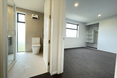 Photo of property in 12 Mohua Lane, Upper Riccarton, Christchurch, 8041