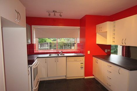 Photo of property in 72 Grahams Road, Burnside, Christchurch, 8041