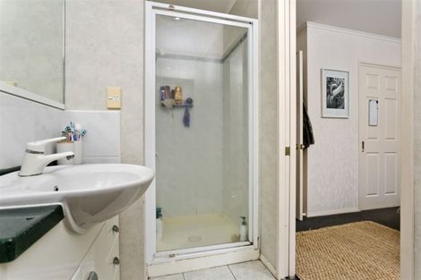 Photo of property in 37 Martin Jugum Lane, Ranui, Auckland, 0612