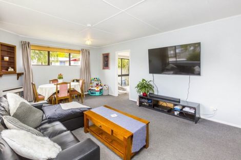 Photo of property in 6f2- Gemstone Drive, Birchville, Upper Hutt, 5018