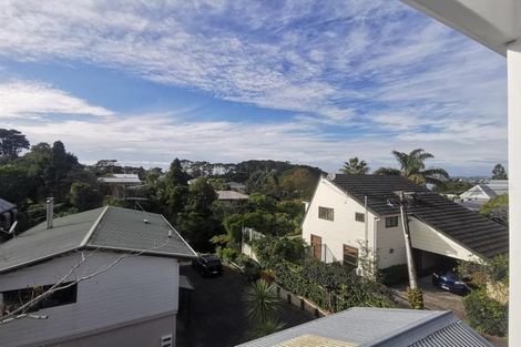 Photo of property in 46 Colonial Road, Birkenhead, Auckland, 0626