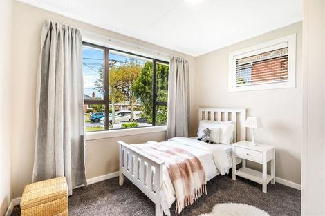 Photo of property in 111 Centennial Avenue, Helensburgh, Dunedin, 9010