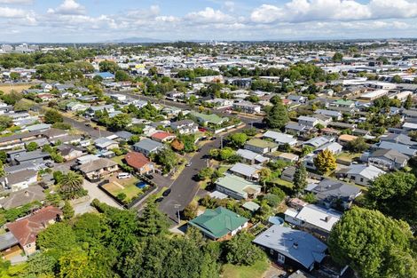Photo of property in 19 Taniwha Street, Frankton, Hamilton, 3204