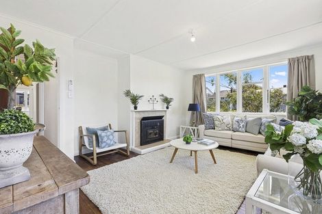 Photo of property in 23 Chew Place, Ranui, Porirua, 5024