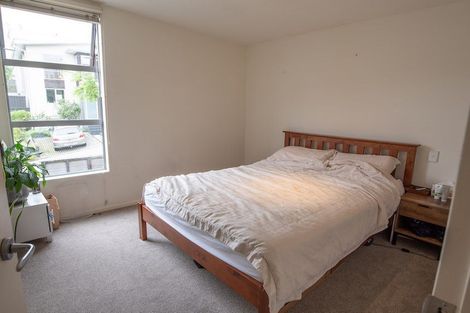 Photo of property in 4 Tiketike Way, Brooklyn, Wellington, 6021