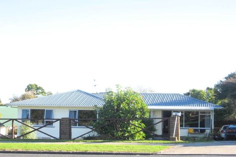 Photo of property in 2/37 Great South Road, Manurewa, Auckland, 2102