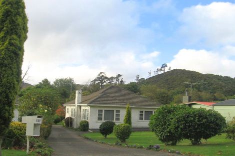 Photo of property in 137 Hine Road, Wainuiomata, Lower Hutt, 5014