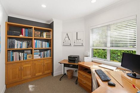 Photo of property in 8 River Glade, Waikanae, 5036