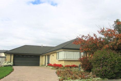 Photo of property in 8 Rothesay Place, Highbury, Palmerston North, 4412