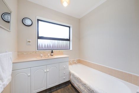 Photo of property in 30 Fiona Crescent, Feilding, 4702
