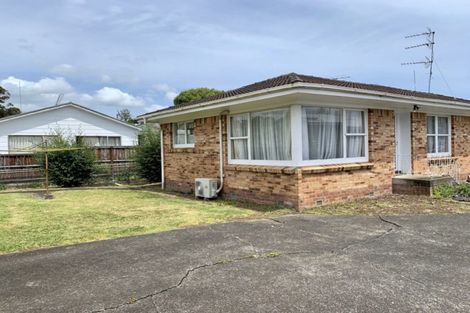 Photo of property in 2/4 Lingfield Street, Glenfield, Auckland, 0629