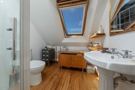 Photo of property in 9 Hunter Crescent, Wanaka, 9305