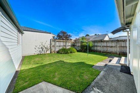 Photo of property in 44 Fitzroy Road, Fitzroy, New Plymouth, 4312