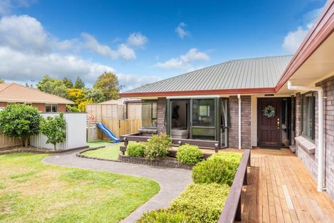 Photo of property in 27 Halcione Close, Flagstaff, Hamilton, 3210