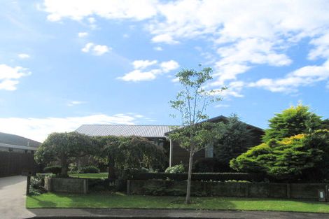 Photo of property in 22 Camden Place, Papatoetoe, Auckland, 2025