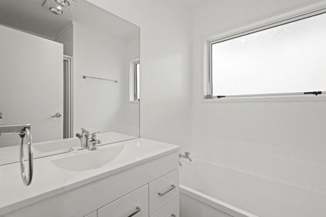 Photo of property in 12 Hughan Craig Place, Gate Pa, Tauranga, 3112