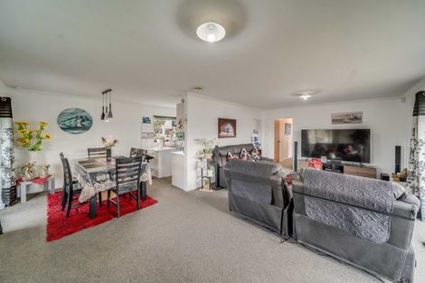 Photo of property in 3/55 Tuhikaramea Road, Dinsdale, Hamilton, 3204