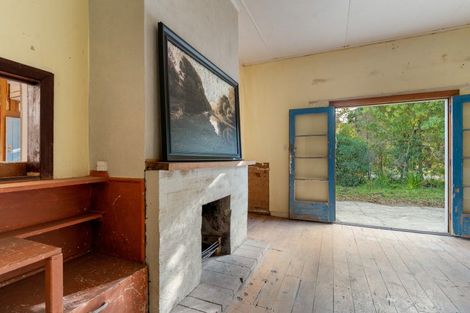 Photo of property in 172 Moeraki Road, Hinakura, Martinborough, 5784