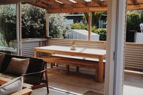 Photo of property in 5 Karioi Crescent, Raglan, 3225