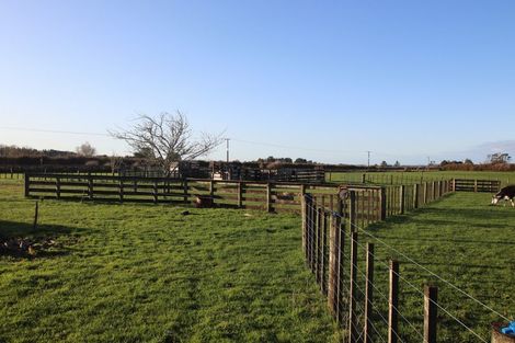 Photo of property in 20 Tariki Road, Tariki, Stratford, 4390