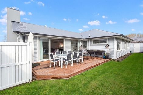 Photo of property in 2 Norrie Way, Kaiapoi, 7630