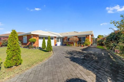 Photo of property in 10 Russley Drive, Mount Maunganui, 3116