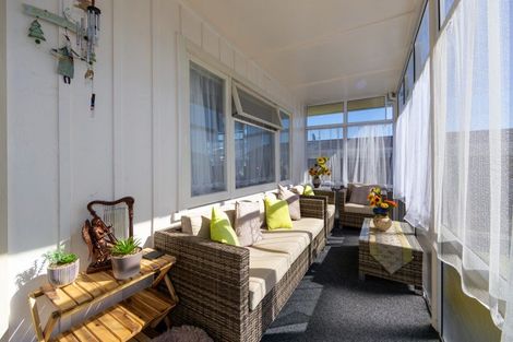 Photo of property in 22 White Street, Taradale, Napier, 4112