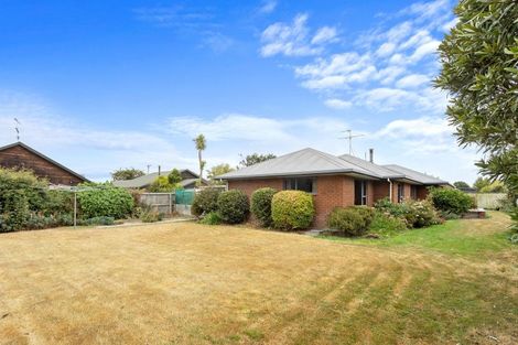 Photo of property in 37 Courage Road, Amberley, 7410