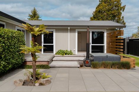 Photo of property in 22 Matipo Place, Edgecumbe, 3120