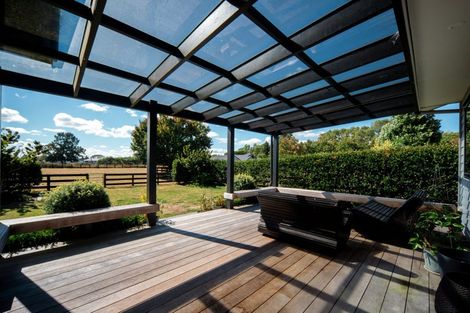 Photo of property in 27 Puketaha Road, Swanson, Auckland, 0816