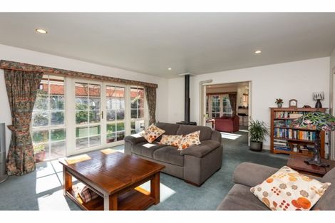 Photo of property in 2/61 Hawkesbury Avenue, St Albans, Christchurch, 8014