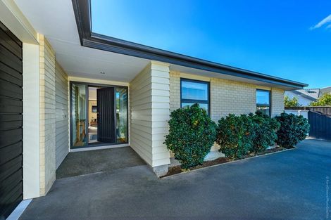 Photo of property in 7 Wisteria Lane, Rangiora, 7400