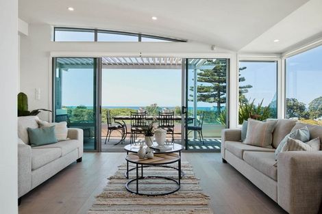 Photo of property in 135 Marine Parade, Mount Maunganui, 3116