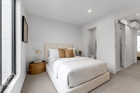 Photo of property in 34b James Street, Mangere East, Auckland, 2024