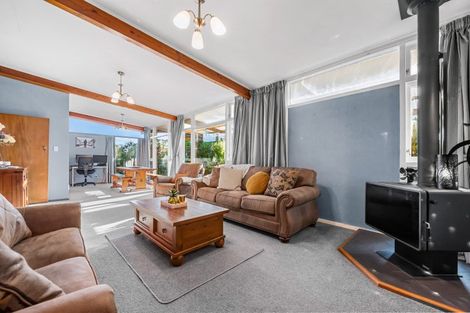Photo of property in 9 Highbury Drive, Levin, 5510