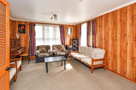 Photo of property in 17 Calthorp Close, Favona, Auckland, 2024