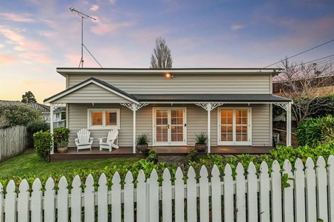 Photo of property in 1/42 Manuka Road, Glenfield, Auckland, 0629