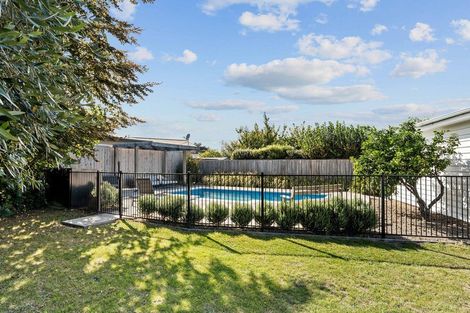 Photo of property in 12 Suez Street, Martinborough, 5711